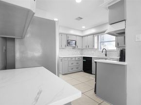 5515 Enchanted Timbers Drive, Humble TX 77346