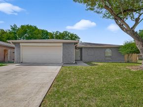 10402 Gulfstream Lane, Sugar Land TX 77498