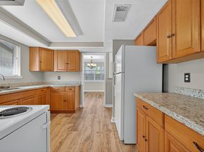 10402 Gulfstream Lane, Sugar Land TX 77498