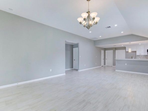 5824 Glen Lee Drive, Houston TX 77396