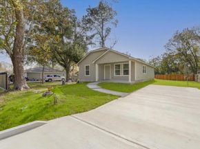 5824 Glen Lee Drive, Houston TX 77396