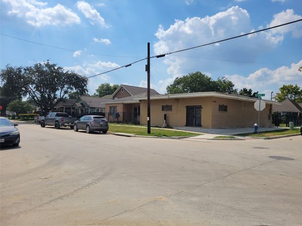 7846 Dayton Street, Houston TX 77012