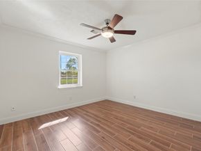 5522 Chantilly Lane, Houston TX 77092