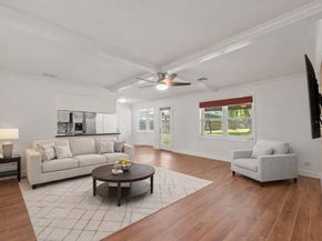 5522 Chantilly Lane, Houston TX 77092