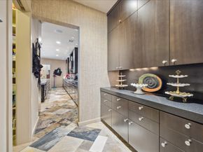 5027 Heatherglen Drive, Houston TX 77096