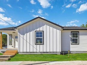 1503 Cavalcade Street 12, Houston TX 77009