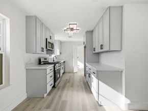 1503 Cavalcade Street 12, Houston TX 77009