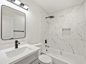 1503 Cavalcade Street 12, Houston TX 77009