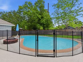 25506 Many Oak Drive, Spring TX 77380