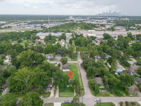 3202 Melbourne Street, Houston TX 77026