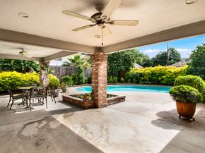 12106 Moorcreek Drive, Houston TX 77070