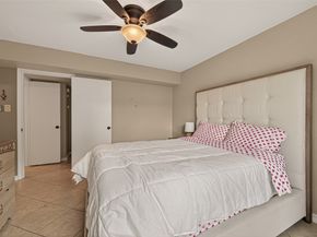 4649 Wild Indigo Street 336, Houston TX 77027