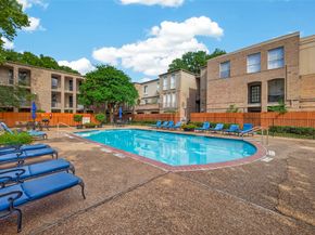 4649 Wild Indigo Street 336, Houston TX 77027