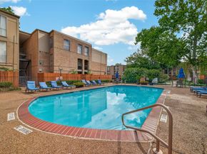 4649 Wild Indigo Street 336, Houston TX 77027