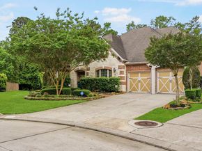 11 Golden Floral Court, Magnolia TX 77354