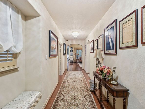 11 Golden Floral Court, Magnolia TX 77354