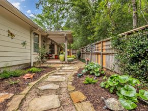 3 Veranda Ridge Drive, The Woodlands TX 77382