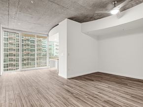 5925 Almeda Road 11406, Houston TX 77004