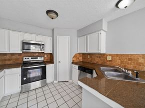 6426 Old Chatham Lane, Houston TX 77035