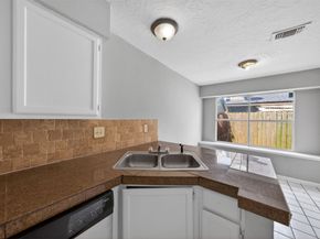 6426 Old Chatham Lane, Houston TX 77035