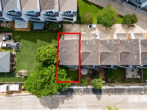 2905 Chartres Street, Houston TX 77004