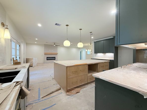 10519 Brinwood Drive, Houston TX 77043