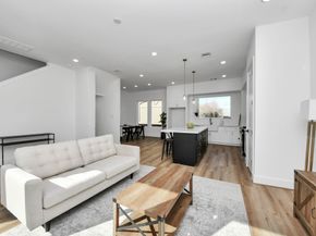 4804 Elysian Street B, Houston TX 77009