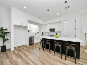 4804 Elysian Street B, Houston TX 77009