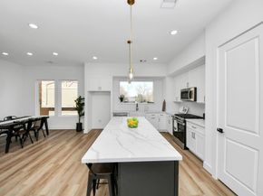 4804 Elysian Street B, Houston TX 77009