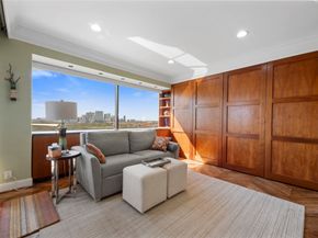 5000 Montrose Boulevard 16D, Houston TX 77006