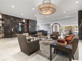 5000 Montrose Boulevard 16D, Houston TX 77006