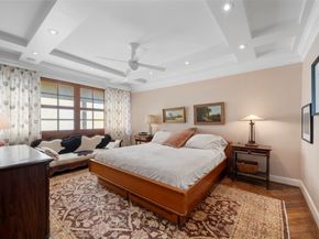 5000 Montrose Boulevard 16D, Houston TX 77006