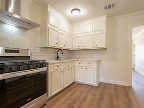 6905 Kassarine Pass, Houston TX 77033