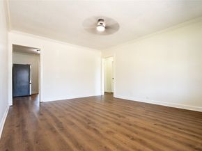 6905 Kassarine Pass, Houston TX 77033