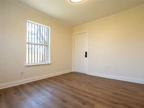 6905 Kassarine Pass, Houston TX 77033