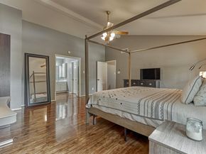 100 W Rainbow Ridge Circle, The Woodlands TX 77381