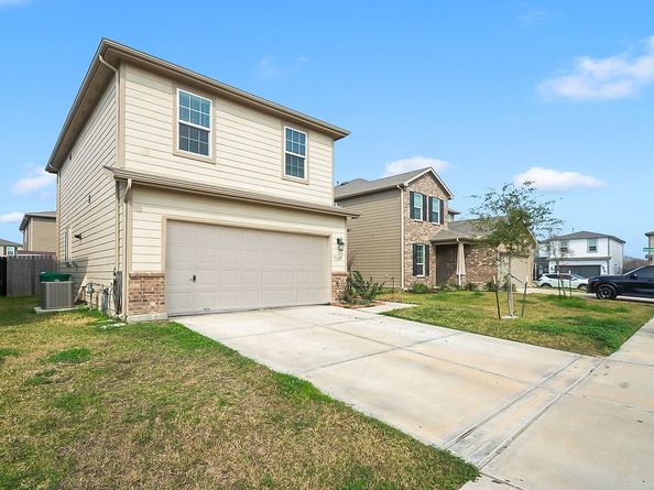7327 Madison Commons Lane, Houston TX 77075