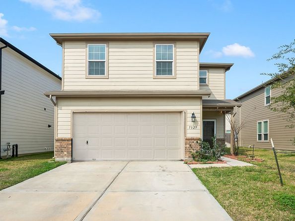 7327 Madison Commons Lane, Houston TX 77075