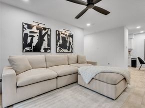 4200 Watson Street 201, Houston TX 77009