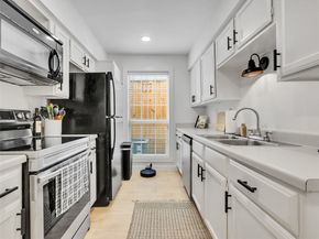 4200 Watson Street 201, Houston TX 77009