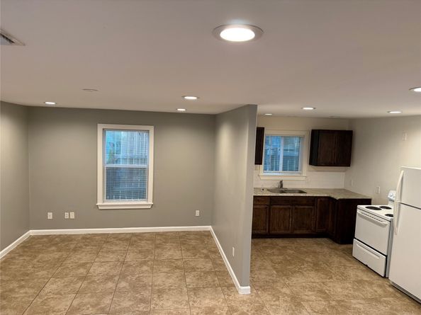 9002 Ilona Lane 8, Houston TX 77025