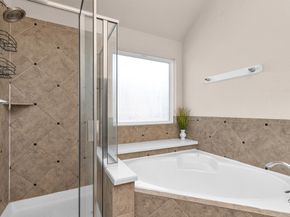 9515 Alabaster Oaks Lane, Humble TX 77396