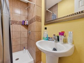 8207 Ryan Park Drive, Houston TX 77095