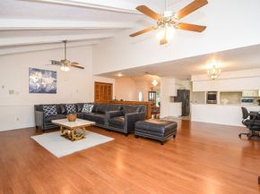 11635 Sagevale Lane, Houston TX 77089