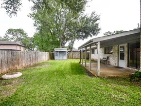 11635 Sagevale Lane, Houston TX 77089