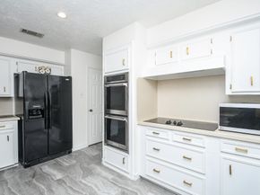 11635 Sagevale Lane, Houston TX 77089