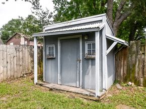 11635 Sagevale Lane, Houston TX 77089
