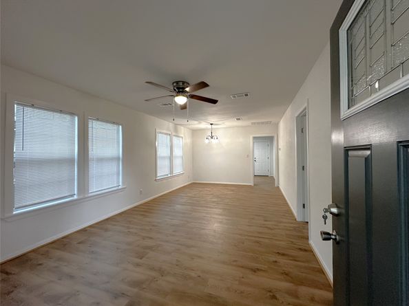 1010 Palestine Street, Conroe TX 77301