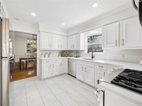10042 Valley Forge Drive, Houston TX 77042
