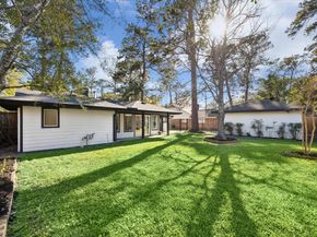 10042 Valley Forge Drive, Houston TX 77042